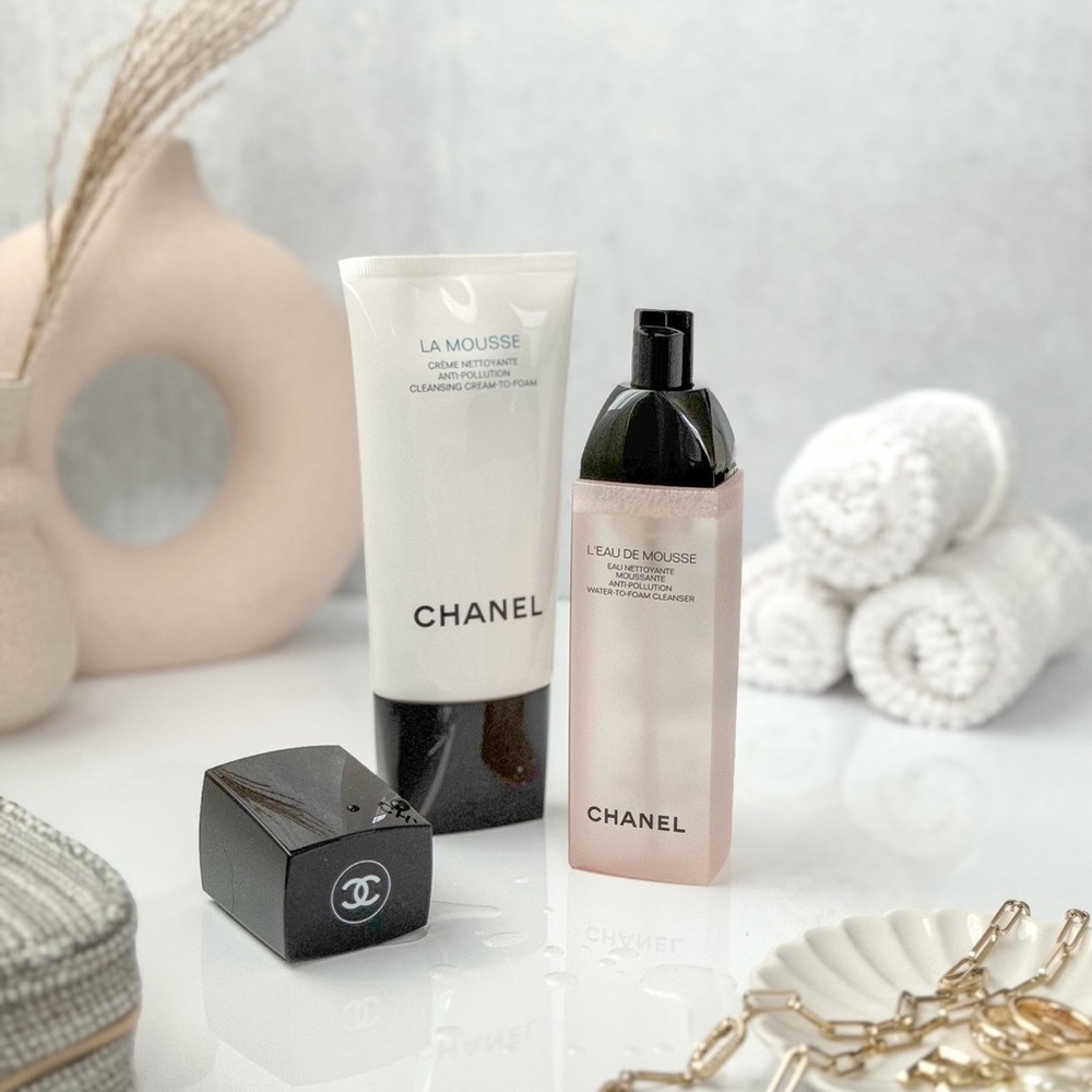 Chanel Skincare Set with Gold Pouch - Picture 3 of 3